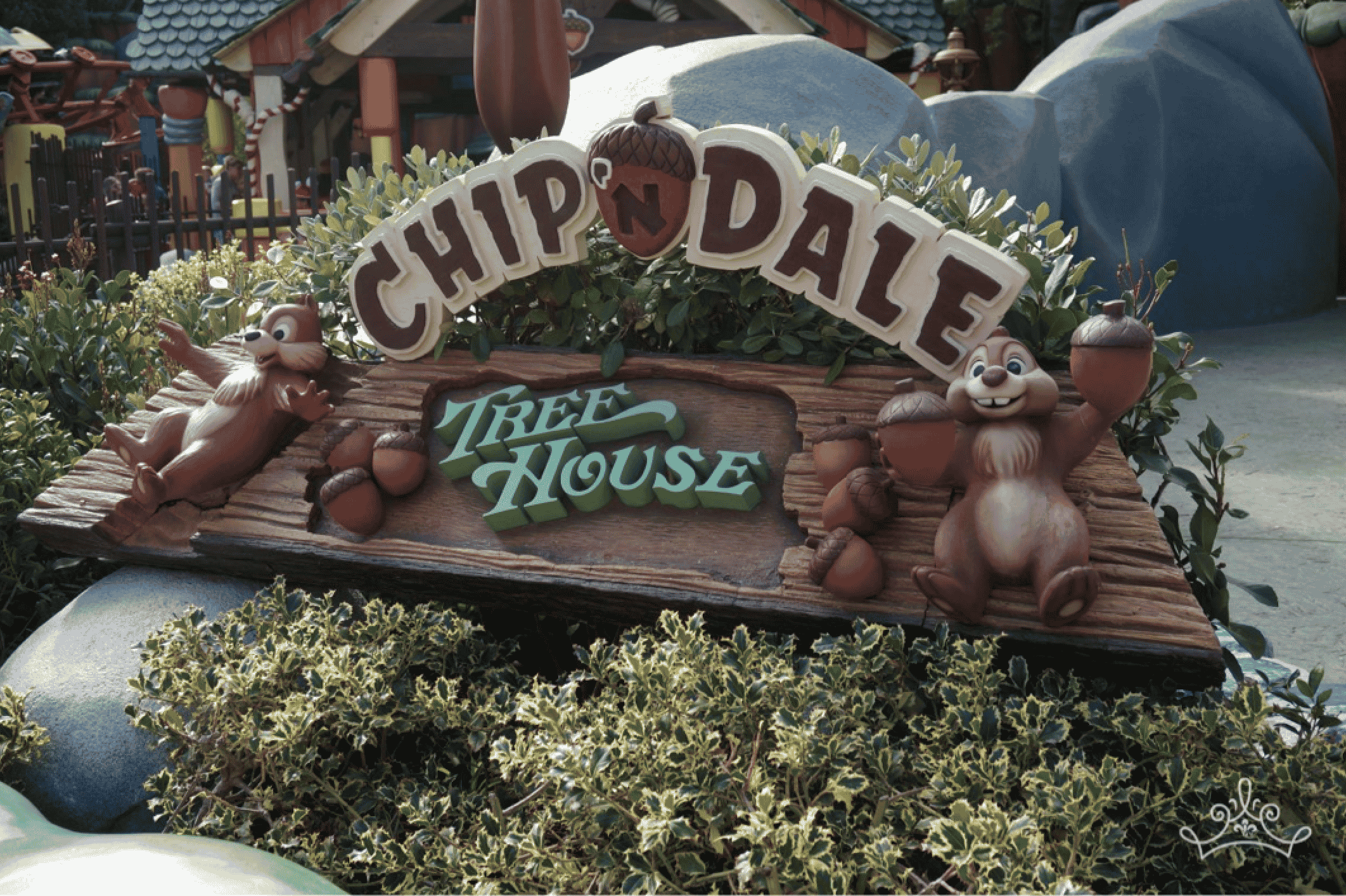 Chip 'n' Dale Treehouse